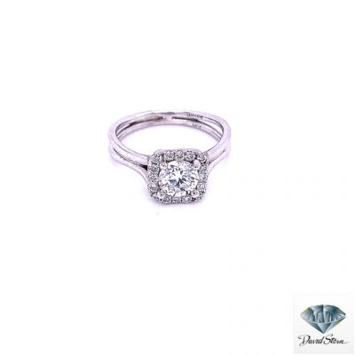 0.64 CT Diamond Round Billiant cut Halo Head Engagement Ring in 14kt White Gold