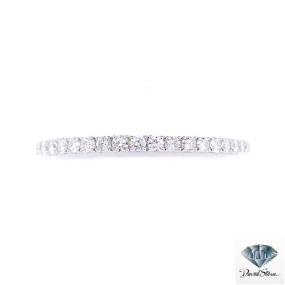 5.05 CT Round Brilliant Cut Diamond Tennis Bracelet in 14kt White Gold.