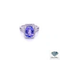 3.15 CT Oval Tanzanite Faceted Cluster Ring in 14kt White Gold